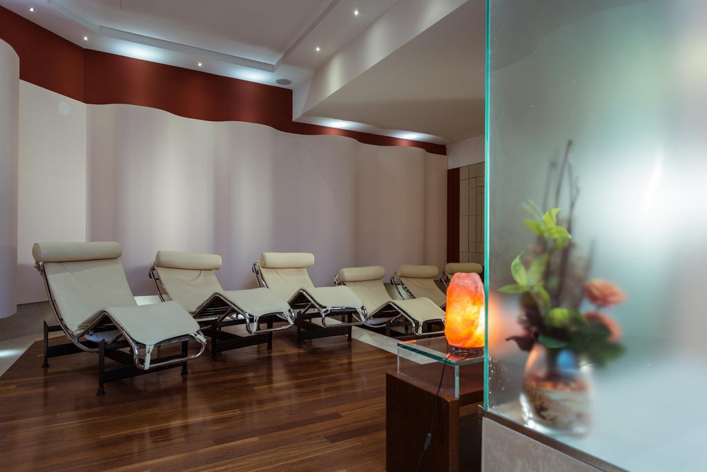 Hotel Luna Riccione E Aqua Spa Only Adults +12 Kültér fotó